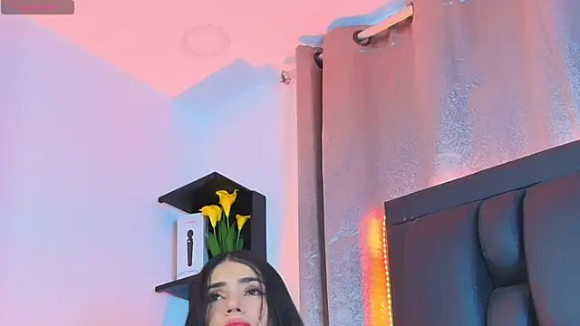 SaraRoy  online show from July 8, 1:32 am