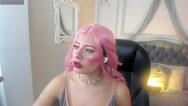 Khali reed  online show from January 21, 9:46 pm