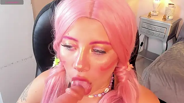 Khali reed  online show from January 22, 12:48 am