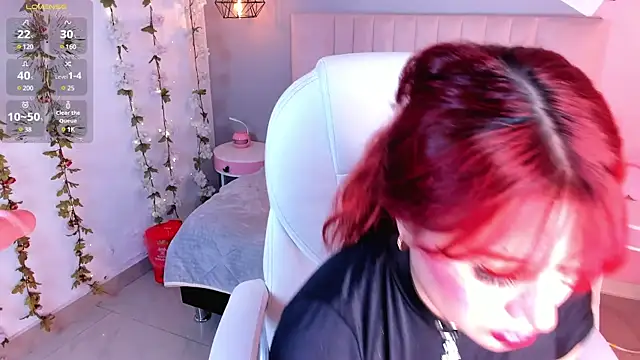 Khali reed  online show from January 30, 10:30 pm