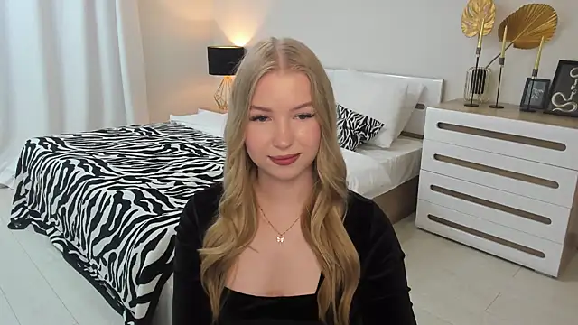 shy  lady online show from June 14, 2:30 pm