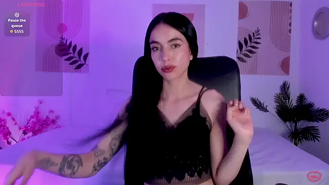 samy lewis online show from October 23, 4:01 am