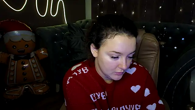 Snapshot of GloriNichols chatting on December 29, 6:14 am GloriNichols online show from December 29, 6:14 am