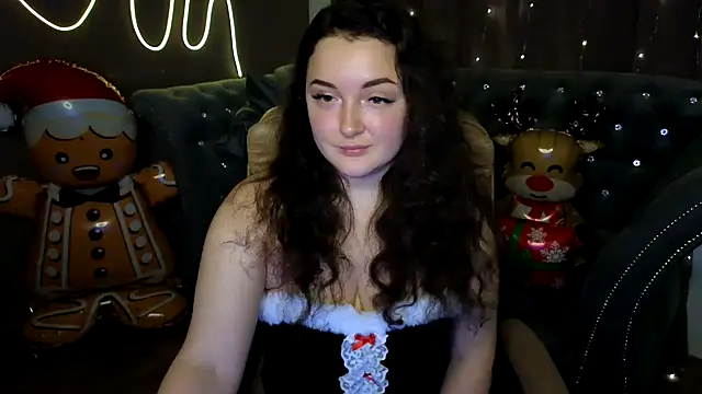 Snapshot of GloriNichols chatting on December 31, 9:10 am GloriNichols online show from December 31, 9:10 am