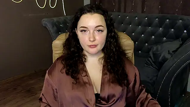 Snapshot of GloriNichols chatting on January 23, 2:28 pm GloriNichols online show from January 23, 2:28 pm