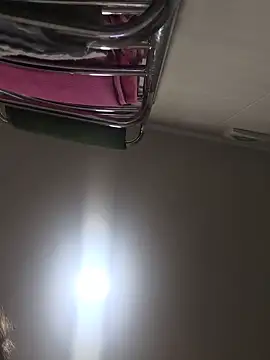 Snapshot of GloriNichols chatting on March 19, 6:55 pm GloriNichols online show from March 19, 6:55 pm