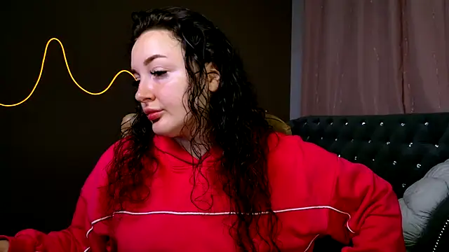 Snapshot of GloriNichols chatting on September 12, 6:24 am GloriNichols online show from September 12, 6:24 am