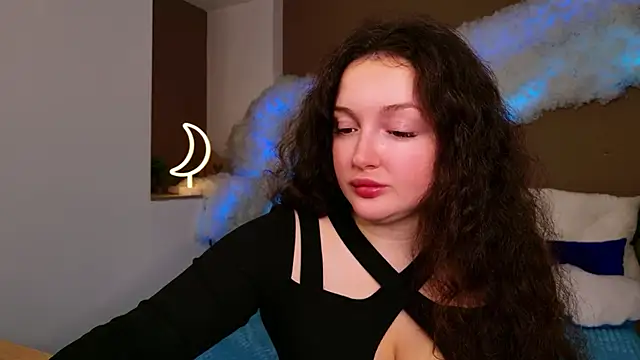 Snapshot of GloriNichols chatting on November 6, 8:26 am GloriNichols online show from November 6, 8:26 am