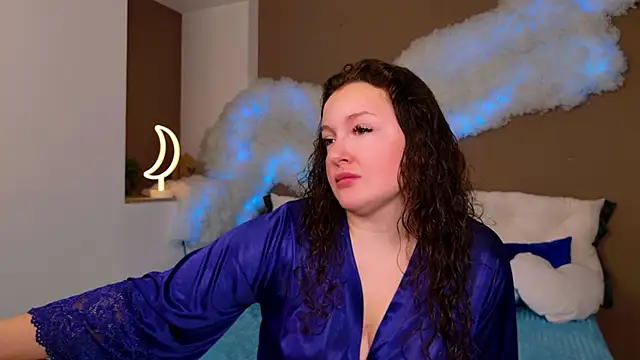 Snapshot of GloriNichols chatting on November 24, 9:09 am GloriNichols online show from November 24, 9:09 am