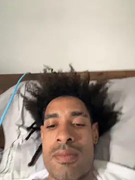 Snapshot of u091 chatting on January 14, 6:07 pm u091 online show from January 14, 6:07 pm