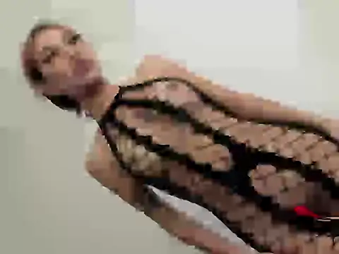 Snapshot of Selene14 chatting on February 21, 8:10 pm Selene14 online show from February 21, 8:10 pm