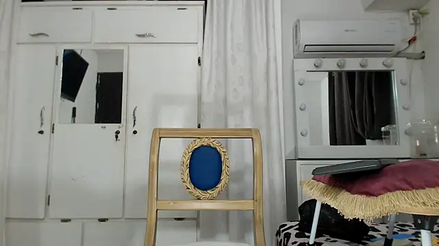 marcella6 online show from February 28, 1:47 pm