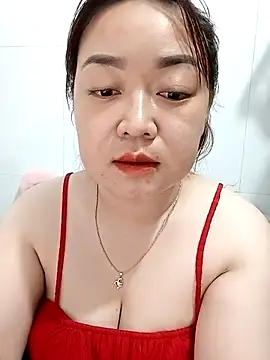 VyOanh2K online show from February 19, 1:06 pm