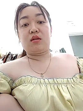 VyOanh2K online show from February 20, 1:30 pm