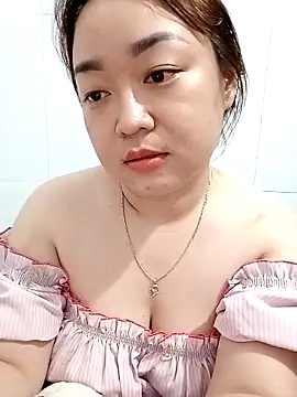 VyOanh2K online show from February 24, 4:26 pm