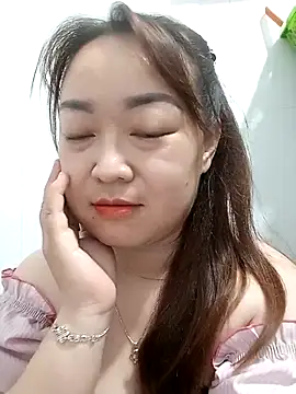 VyOanh2K online show from March 4, 2:21 pm