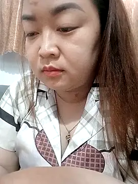 VyOanh2K online show from October 4, 6:44 am