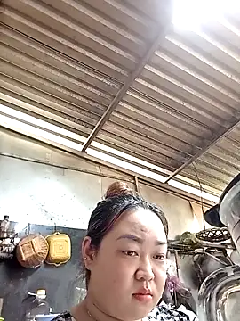 VyOanh2K online show from October 23, 6:02 am