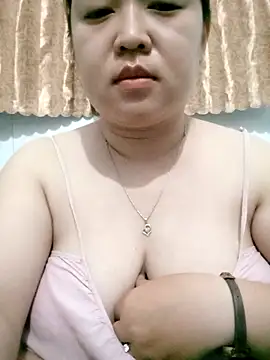 VyOanh2K online show from December 3, 3:32 pm