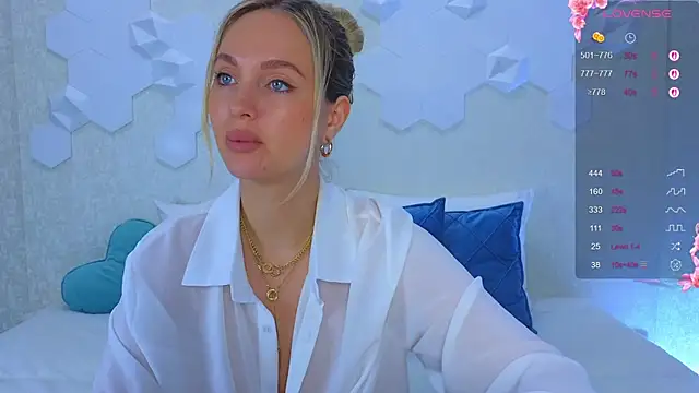 Lynna Sparks online show from October 7, 2:53 am