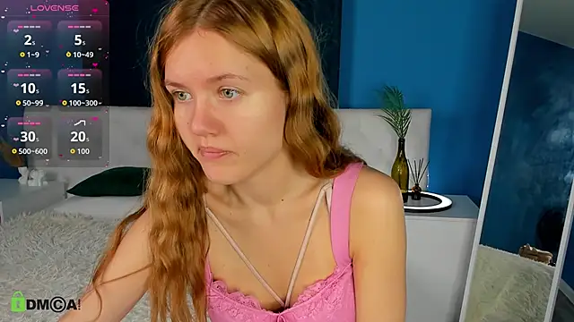 Eva  Lewis online show from November 26, 1:06 am