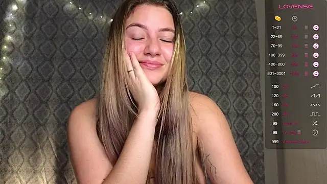 Yassyaaa online show from December 10, 11:51 pm