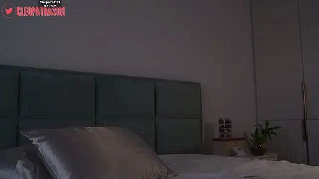 Snapshot of Cleopatra3101 chatting on November 11, 10:59 am Cleopatra3101 online show from November 11, 10:59 am