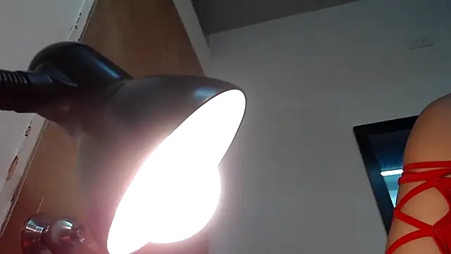 Snapshot of KristalTsXXX chatting on April 8, 2:28 pm KristalTsXXX online show from April 8, 2:28 pm