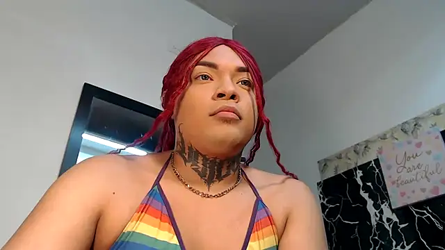 Snapshot of KristalTsXXX chatting on April 18, 2:32 pm KristalTsXXX online show from April 18, 2:32 pm