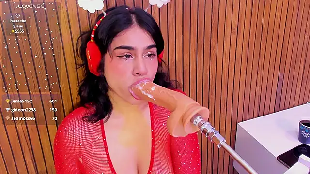 zyle boobs online show from December 13, 7:53 pm