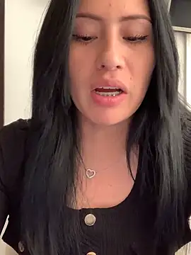 Snapshot of Sara_luna_ chatting on March 7, 4:22 pm Sara luna online show from March 7, 4:22 pm