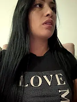 Sara luna  online show from December 5, 1:14 am