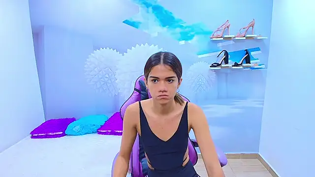 Snapshot of DEMI_LEED chatting on September 27, 11:26 am DEMI LEED online show from September 27, 11:26 am