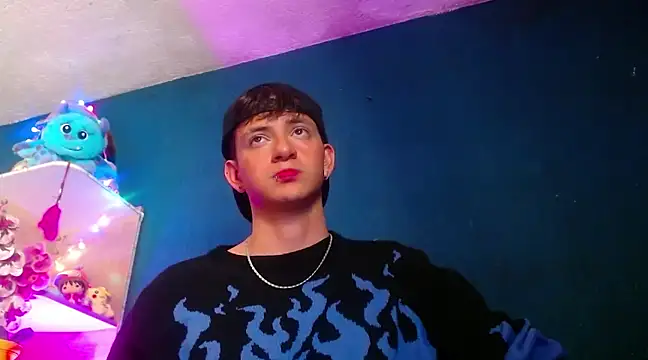 GabyThoms online show from December 12, 4:04 am