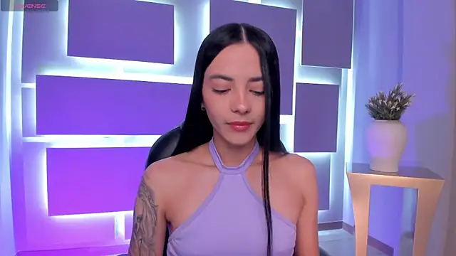 HannahJamesX online show from September 26, 6:23 pm