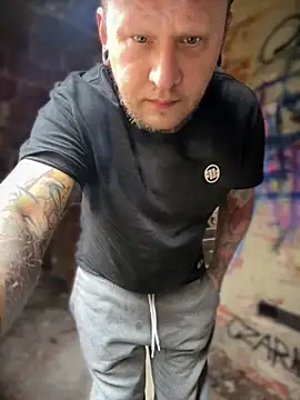 Snapshot of PierreNaked89 chatting on November 9, 11:08 am PierreNaked89 online show from November 9, 11:08 am