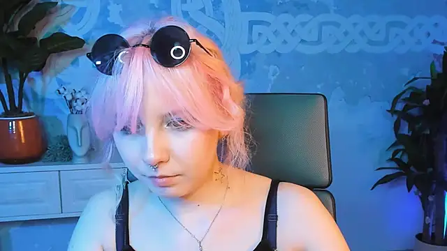 JasmineMilko online show from January 23, 8:04 am