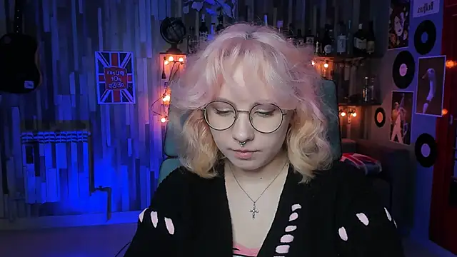 JasmineMilko online show from January 26, 5:13 am