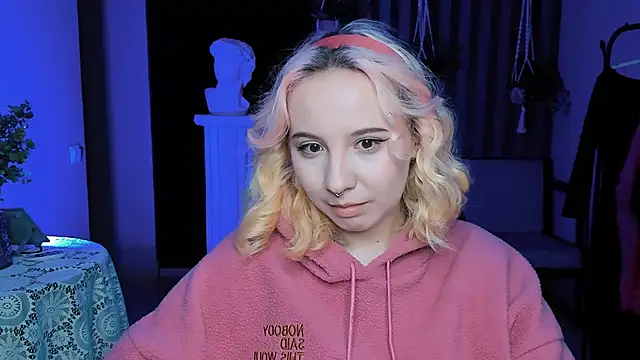 JasmineMilko online show from February 27, 8:17 am