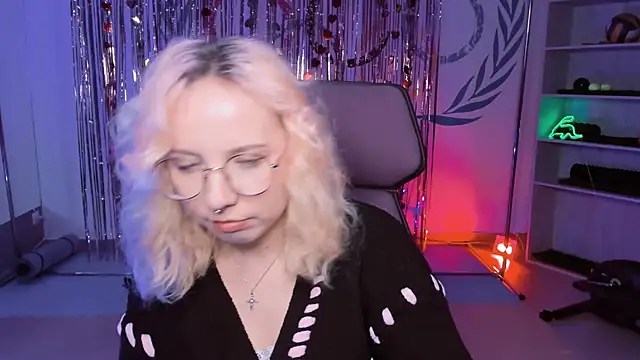 JasmineMilko online show from March 12, 9:34 am