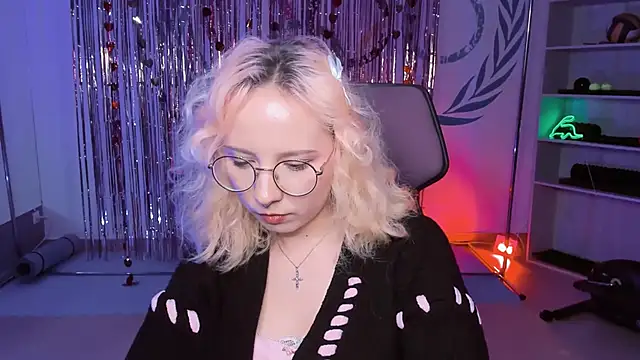 JasmineMilko online show from March 12, 12:36 pm