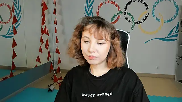 JasmineMilko online show from November 3, 5:09 am