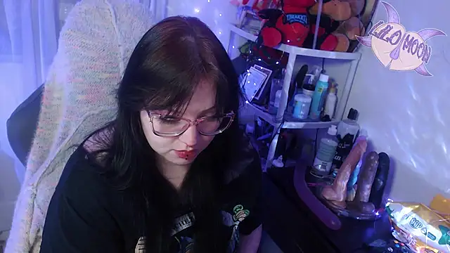 LiloMoon69 online show from March 6, 3:35 am