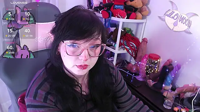LiloMoon69 online show from March 25, 2:12 pm