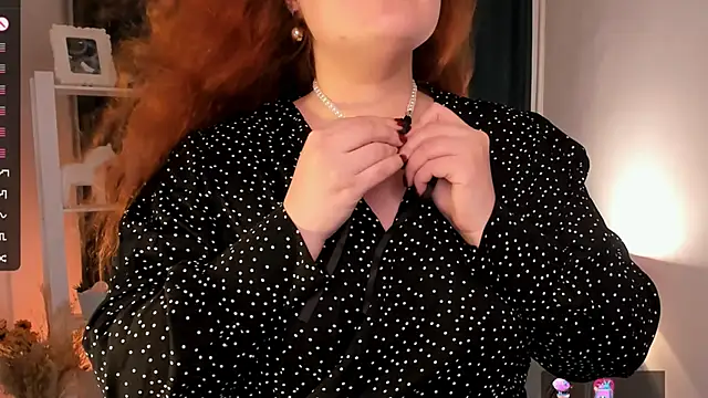 Lana Bananass online show from June 6, 12:32 pm