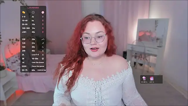 Lana Bananass online show from June 12, 4:17 pm