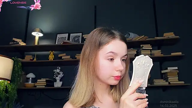 DominikaElis online show from March 14, 7:44 pm