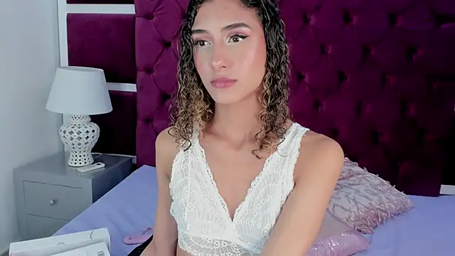 Snapshot of Daddysgirl1_ chatting on December 24, 5:49 am Daddysgirl1  online show from December 24, 5:49 am