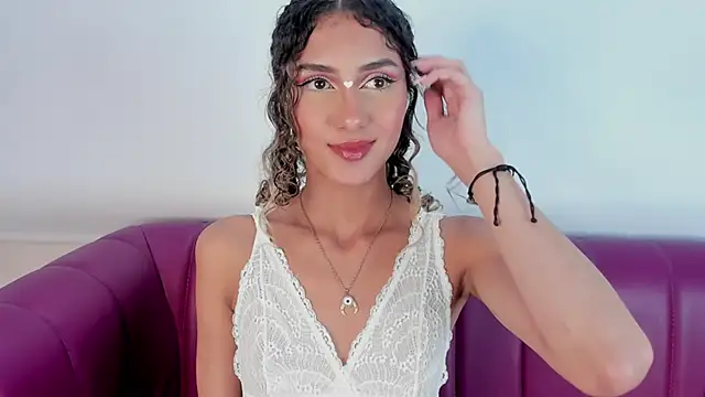 Snapshot of Daddysgirl1_ chatting on January 19, 6:42 am Daddysgirl1  online show from January 19, 6:42 am