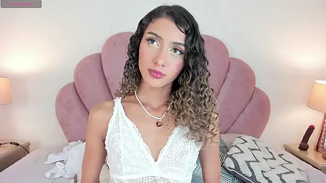 Snapshot of Daddysgirl1_ chatting on September 11, 10:21 pm Daddysgirl1  online show from September 11, 10:21 pm